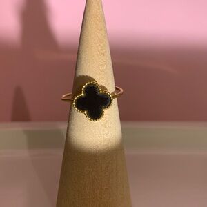 Black and Gold Clover Ring